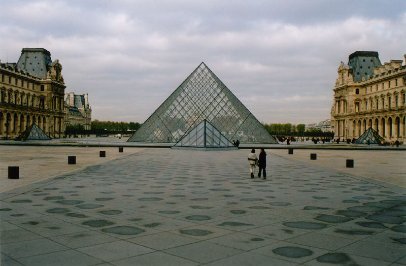 louvre-entrance