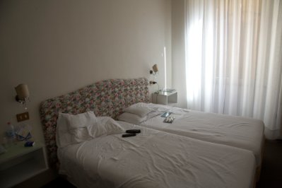 IMG_0291 Somewhat basic room this time