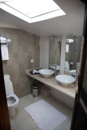 IMG_0130 Another nice bathroom