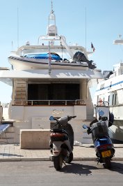 IMG_0159 Rich and poor