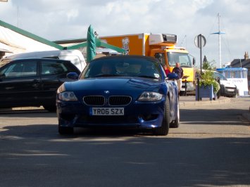 IMG_0816 It's low, it's blue, and the roof is on - Freebie prepares to deploy 340bhp in the car park